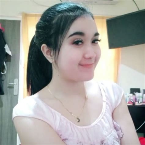 Bokep Indo ABG Colmek Muncrat Bling2 Live 